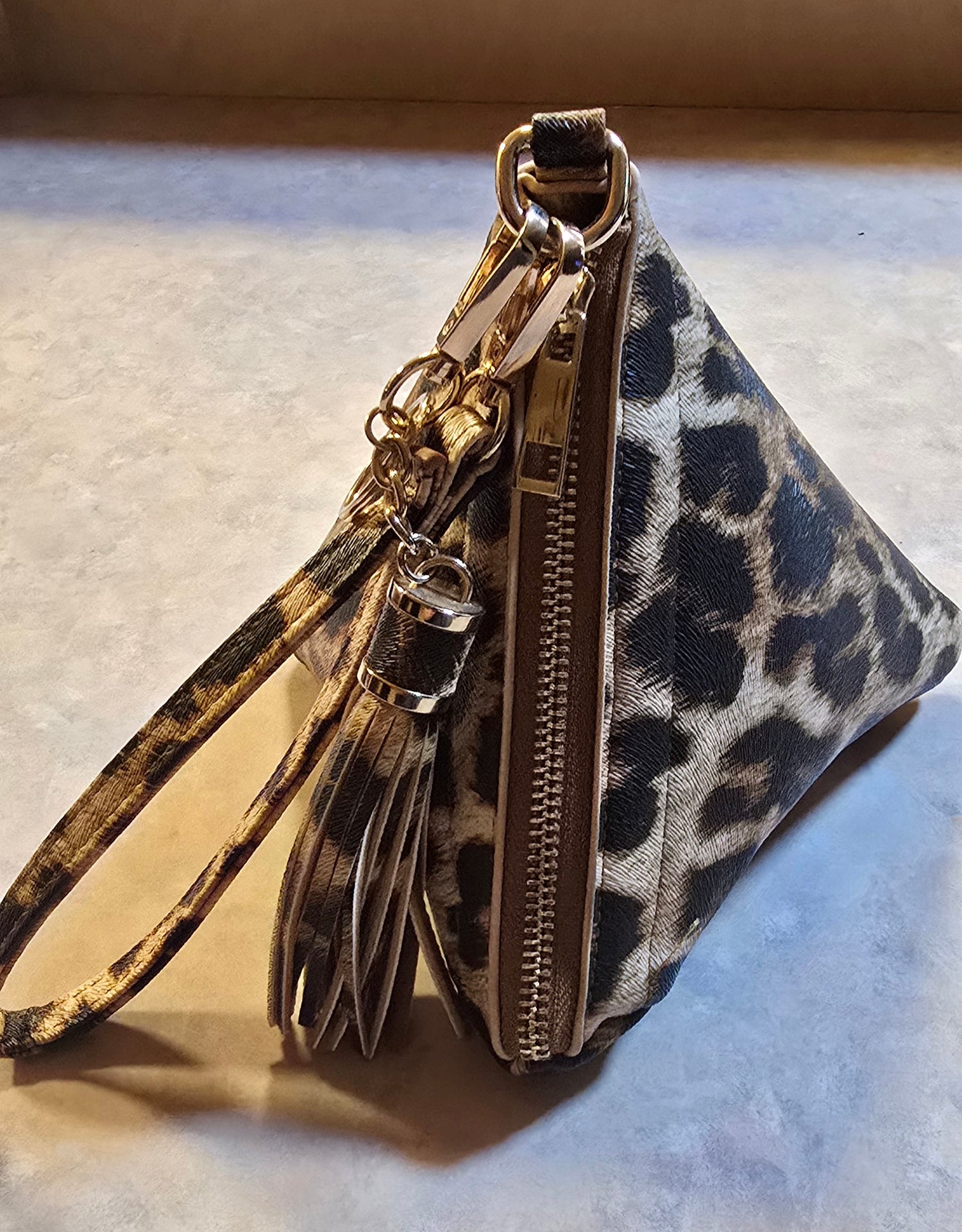 Clothing & Accessories